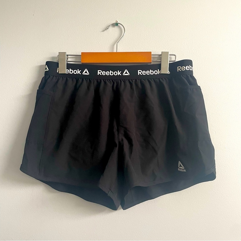 Reebok Shorts w Inner Lining (M)